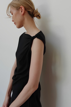 ASYMMETRY TWIST OFFSHOULDER TOPS