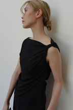 ASYMMETRY TWIST OFFSHOULDER TOPS