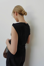 ASYMMETRY TWIST OFFSHOULDER TOPS