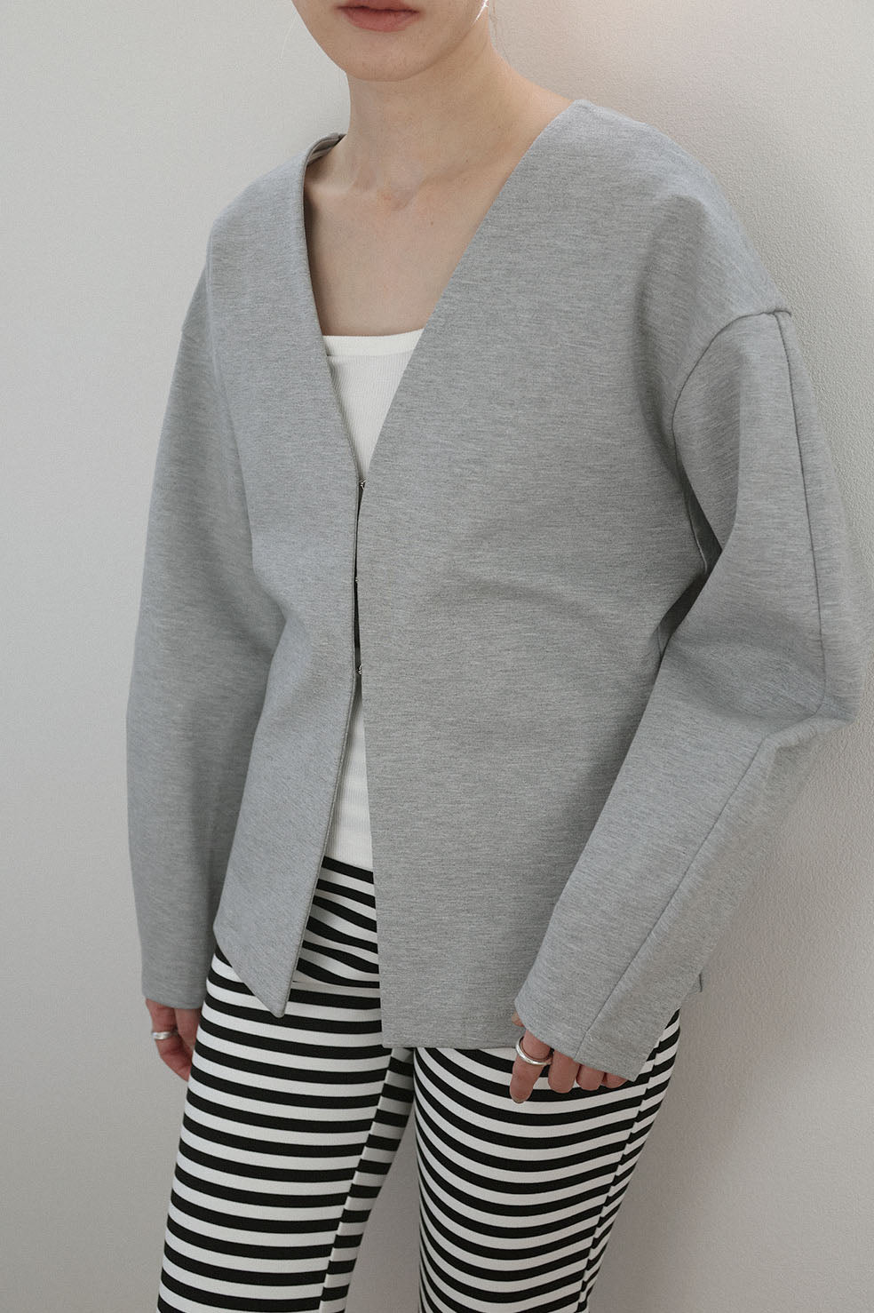 WAIST SHAPE PONCHI HOK CARDIGAN