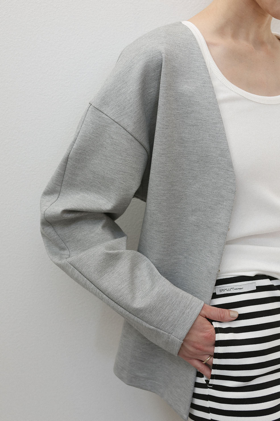 WAIST SHAPE PONCHI HOK CARDIGAN
