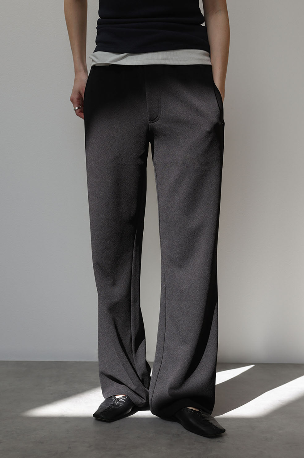 パンツ BASE PRODUCT EASY FIT SEMI FLARE PANTS EASY FIT SEMI FLARE PANTS – BASE PRODUCT