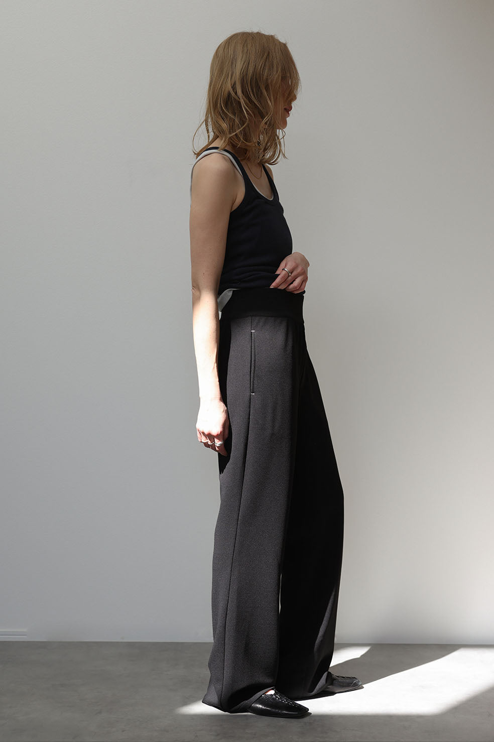 EASY FIT SEMI FLARE PANTS