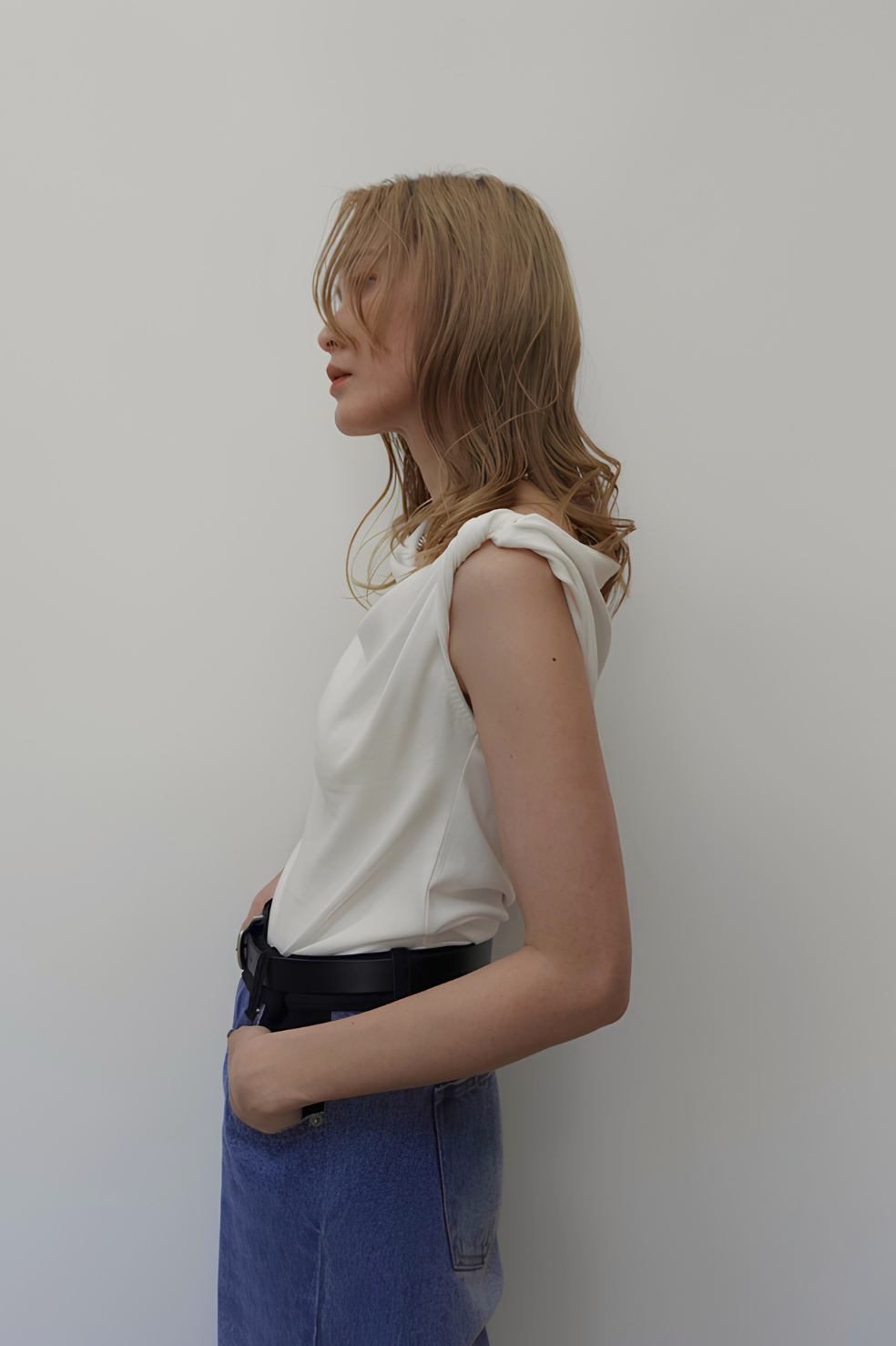 ASYMMETRY TWIST OFFSHOULDER TOPS