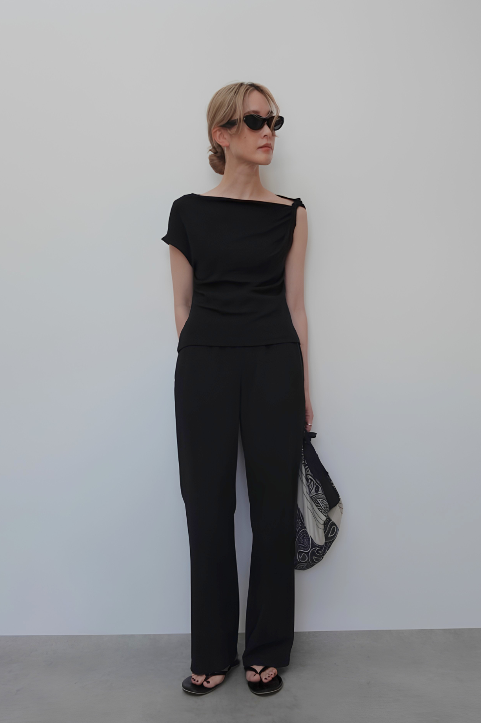 ASYMMETRY TWIST OFFSHOULDER TOPS